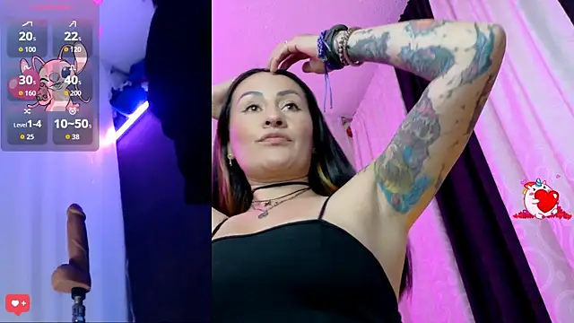 LuisaFernanda170823 online show from September 2025 09:04:02 PM