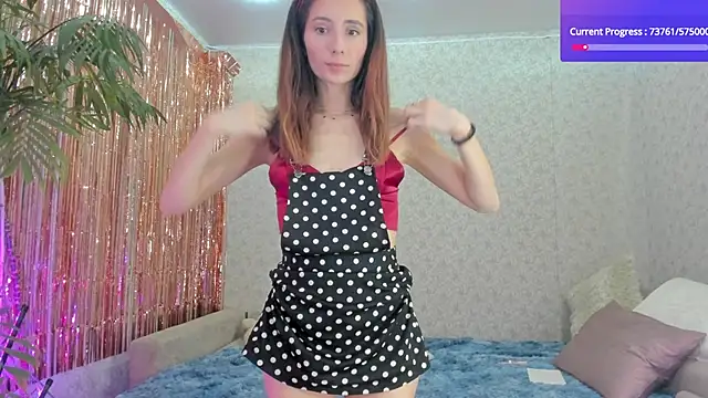 Snapshot of crystalnut chatting on January 2025 04:11:02 PM crystalnut online show from January 2025 04:11:02 PM