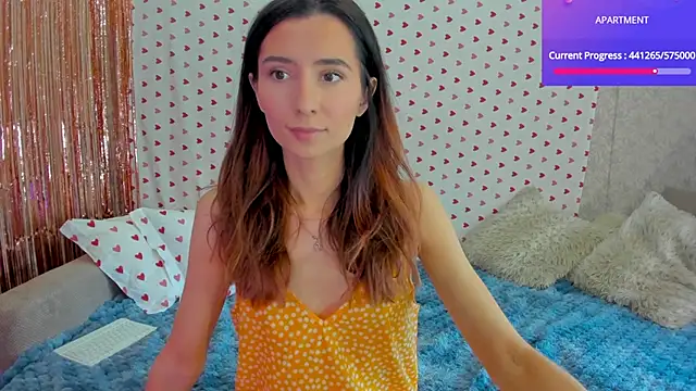 Snapshot of crystalnut chatting on February 2025 03:42:01 AM crystalnut online show from February 2025 03:42:01 AM