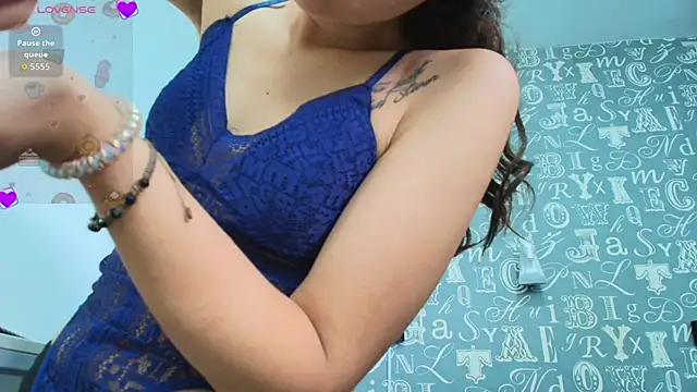 Lindsey8 online show from November 2025 12:49:01 PM