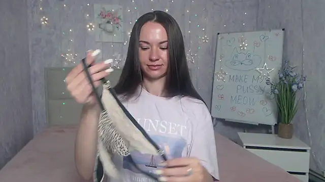 KaraCriegs online show from September 2025 05:27:02 PM