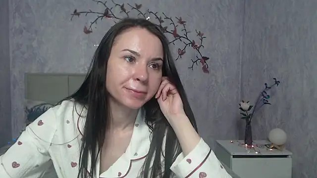 KaraCriegs online show from February 2026 07:03:02 PM