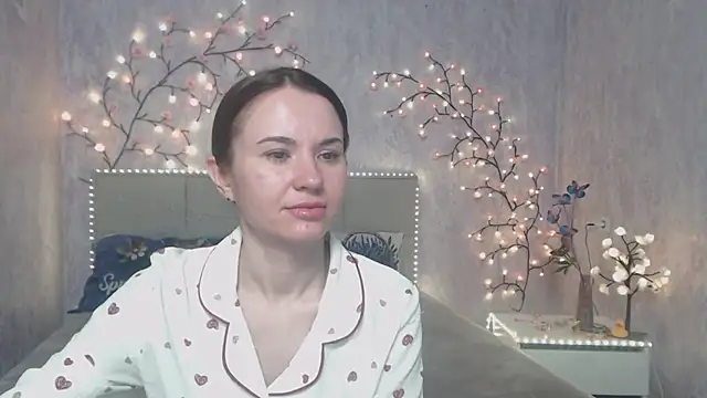 KaraCriegs online show from April 2026 02:27:02 AM