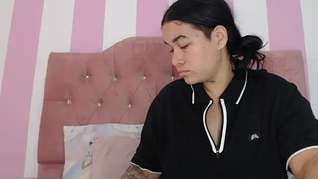 zaleya mateus online show from April 2026 01:05:02 PM