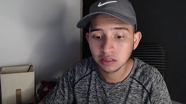 Snapshot of harold_18_ chatting on April 2026 05:46:01 PM harold 18 online show from April 2026 05:46:01 PM