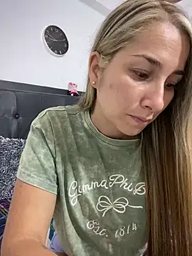 Iris love18 online show from March 2025 01:48:01 AM