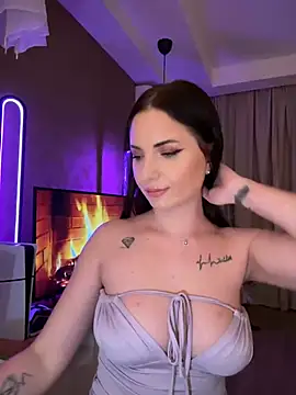 AvaGianna online show from January 2025 05:50:01 PM