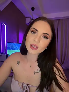 AvaGianna online show from January 2025 07:38:01 PM