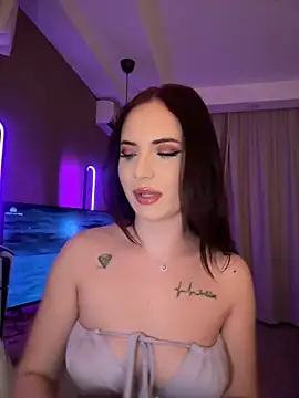 AvaGianna online show from February 2025 05:45:01 PM