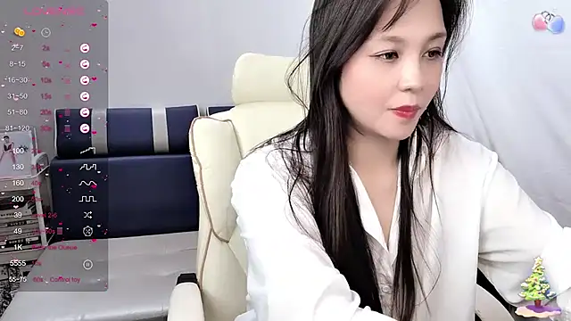 Toookiss online show from February 2025 02:31:02 PM