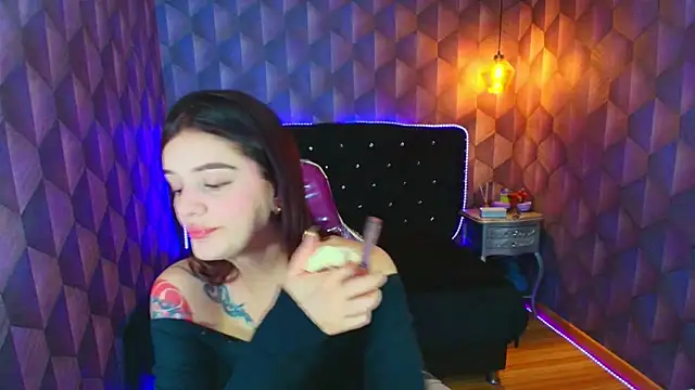 LiaHarryis online show from February 2026 07:17:02 PM