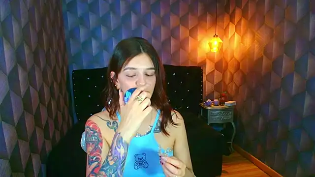 LiaHarryis online show from March 2026 07:02:02 PM