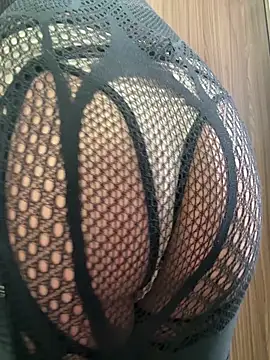 Snapshot of AlvaSmallCook chatting on November 2025 04:30:01 PM AlvaSmallCook online show from November 2025 04:30:01 PM