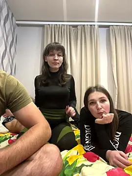 Snapshot of Niht_Angels chatting on September 2025 06:57:02 PM Niht Angels online show from September 2025 06:57:02 PM