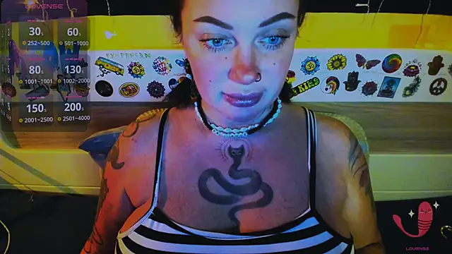 EllieOz online show from January 2026 03:27:02 PM