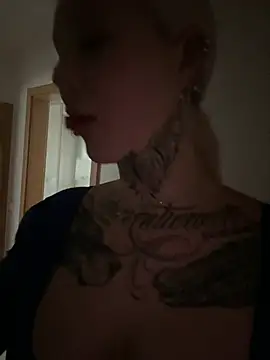 Snapshot of Stella-Kink chatting on January 2025 02:13:02 PM Stella-Kink online show from January 2025 02:13:02 PM