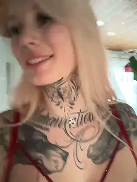 Snapshot of Stella-Kink chatting on February 2025 02:34:02 PM Stella-Kink online show from February 2025 02:34:02 PM