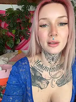 Snapshot of Stella-Kink chatting on March 2025 10:03:01 AM Stella-Kink online show from March 2025 10:03:01 AM