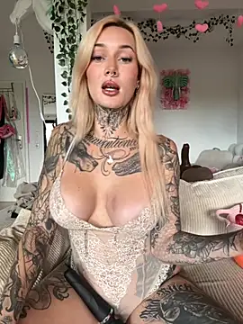 Snapshot of Stella-Kink chatting on September 2025 01:22:02 PM Stella-Kink online show from September 2025 01:22:02 PM