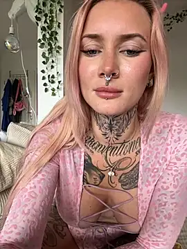 Snapshot of Stella-Kink chatting on October 2025 01:19:01 PM Stella-Kink online show from October 2025 01:19:01 PM