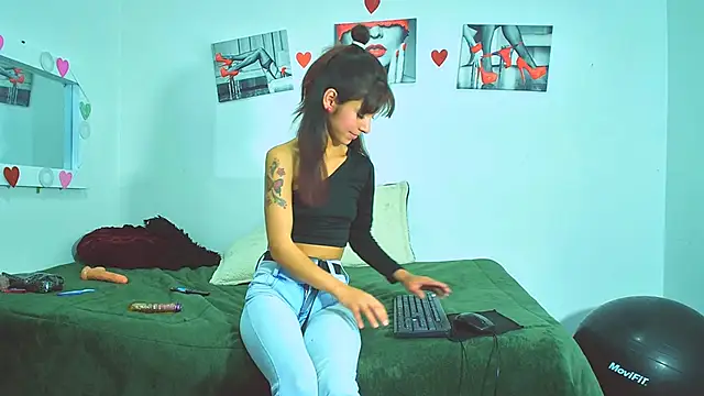 Tatis Blux online show from January 2025 09:28:01 PM