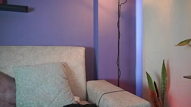 roselinedior online show from July 2026 02:20:01 PM