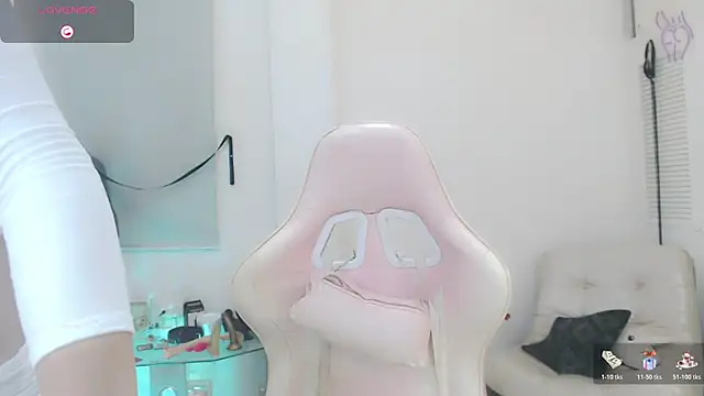 sasha mom69  online show from November 2025 04:19:02 PM