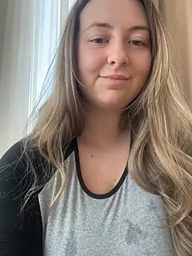 curvyflawless online show from February 2025 12:13:01 PM