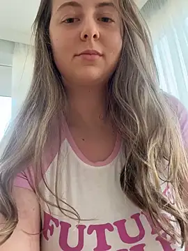 curvyflawless online show from March 2025 01:37:01 PM