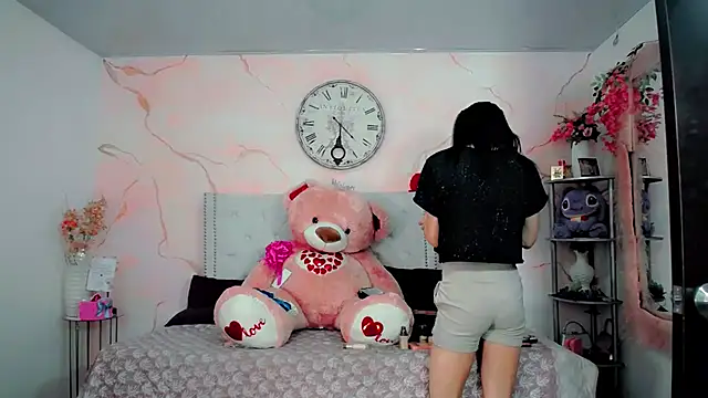 maria camilacms online show from March 2026 06:02:02 PM