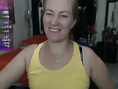 Snapshot of CATRINA-83 chatting on December 2024 12:19:02 AM CATRINA-83 online show from December 2024 12:19:02 AM