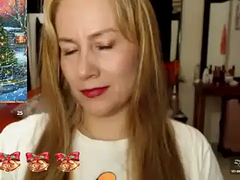 Snapshot of CATRINA-83 chatting on December 2024 11:03:01 PM CATRINA-83 online show from December 2024 11:03:01 PM