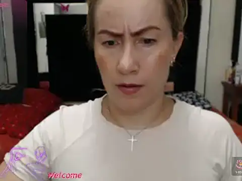 Snapshot of CATRINA-83 chatting on January 2025 12:01:01 AM CATRINA-83 online show from January 2025 12:01:01 AM