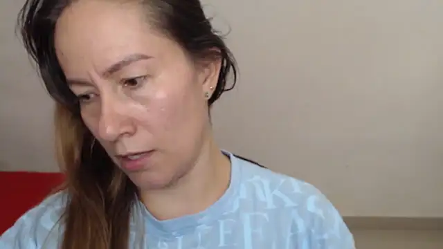 Snapshot of CATRINA-83 chatting on December 2025 01:55:01 AM CATRINA-83 online show from December 2025 01:55:01 AM