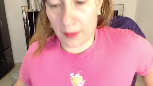 Snapshot of CATRINA-83 chatting on February 2026 01:14:02 PM CATRINA-83 online show from February 2026 01:14:02 PM