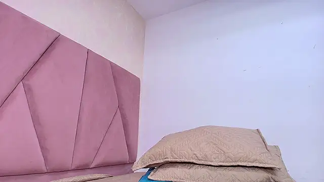 Snapshot of arl_chloee chatting on February 2025 03:09:02 AM arl chloee online show from February 2025 03:09:02 AM