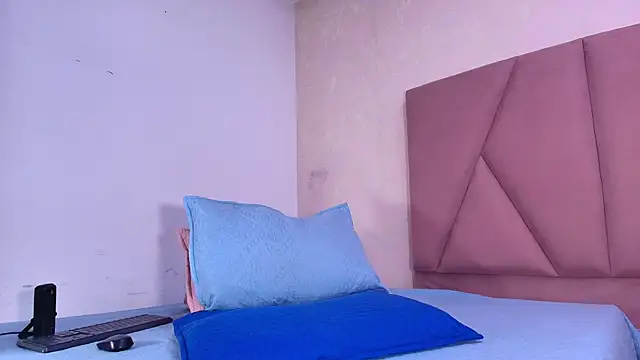 Snapshot of arl_chloee chatting on September 2025 03:06:02 AM arl chloee online show from September 2025 03:06:02 AM