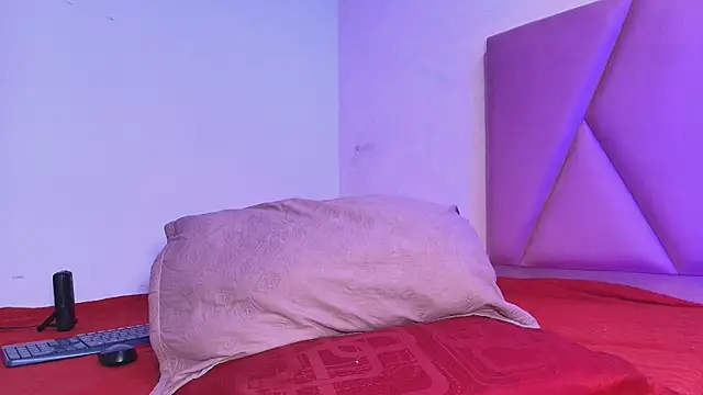 Snapshot of arl_chloee chatting on October 2025 03:18:01 AM arl chloee online show from October 2025 03:18:01 AM