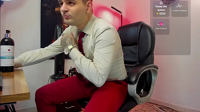 Nicolas Fellener online show from November 2025 04:13:01 AM