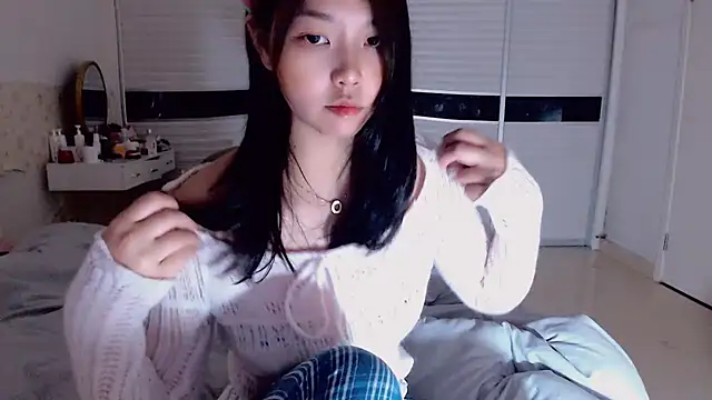 -Lucky Girl online show from October 2025 01:50:01 PM