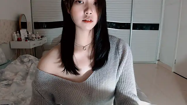 -Lucky Girl online show from October 2025 03:11:01 PM