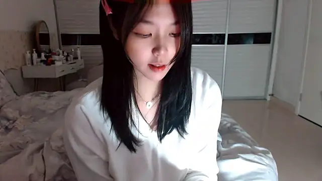 -Lucky Girl online show from October 2025 08:04:02 AM