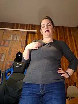 Snapshot of Jassiundich2 chatting on April 2026 08:39:01 PM Jassiundich2 online show from April 2026 08:39:01 PM