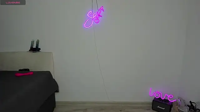 Bitch Coin online show from October 2025 08:58:02 AM