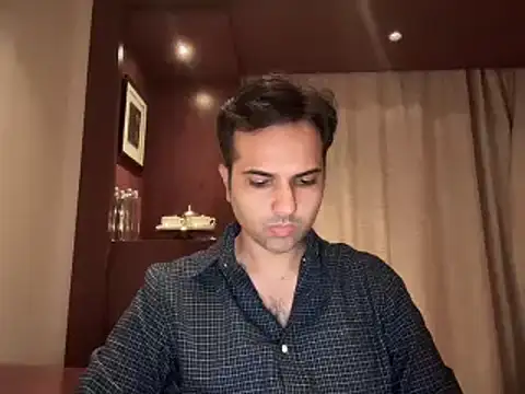 Snapshot of immog727 chatting on December 2024 03:15:01 PM immog727 online show from December 2024 03:15:01 PM