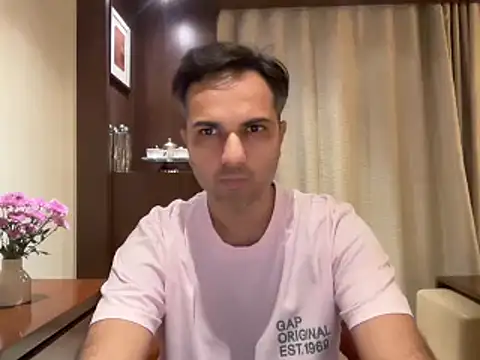 Snapshot of immog727 chatting on March 2025 04:44:02 PM immog727 online show from March 2025 04:44:02 PM