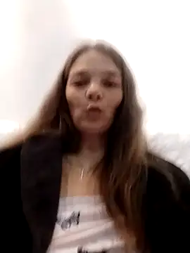 lostedbabys01 online show from September 2025 07:39:02 PM