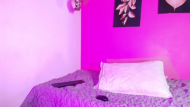 shybutdirtygirrll online show from December 2024 01:11:02 PM