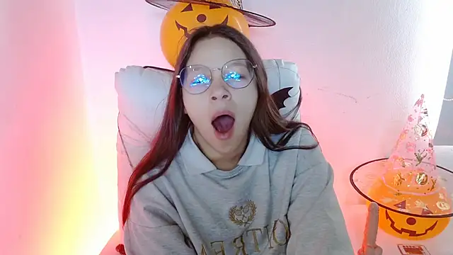 SamanthaRoldaan online show from October 2025 02:17:02 PM