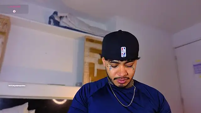 JordanSmiith  online show from January 2026 09:42:01 PM